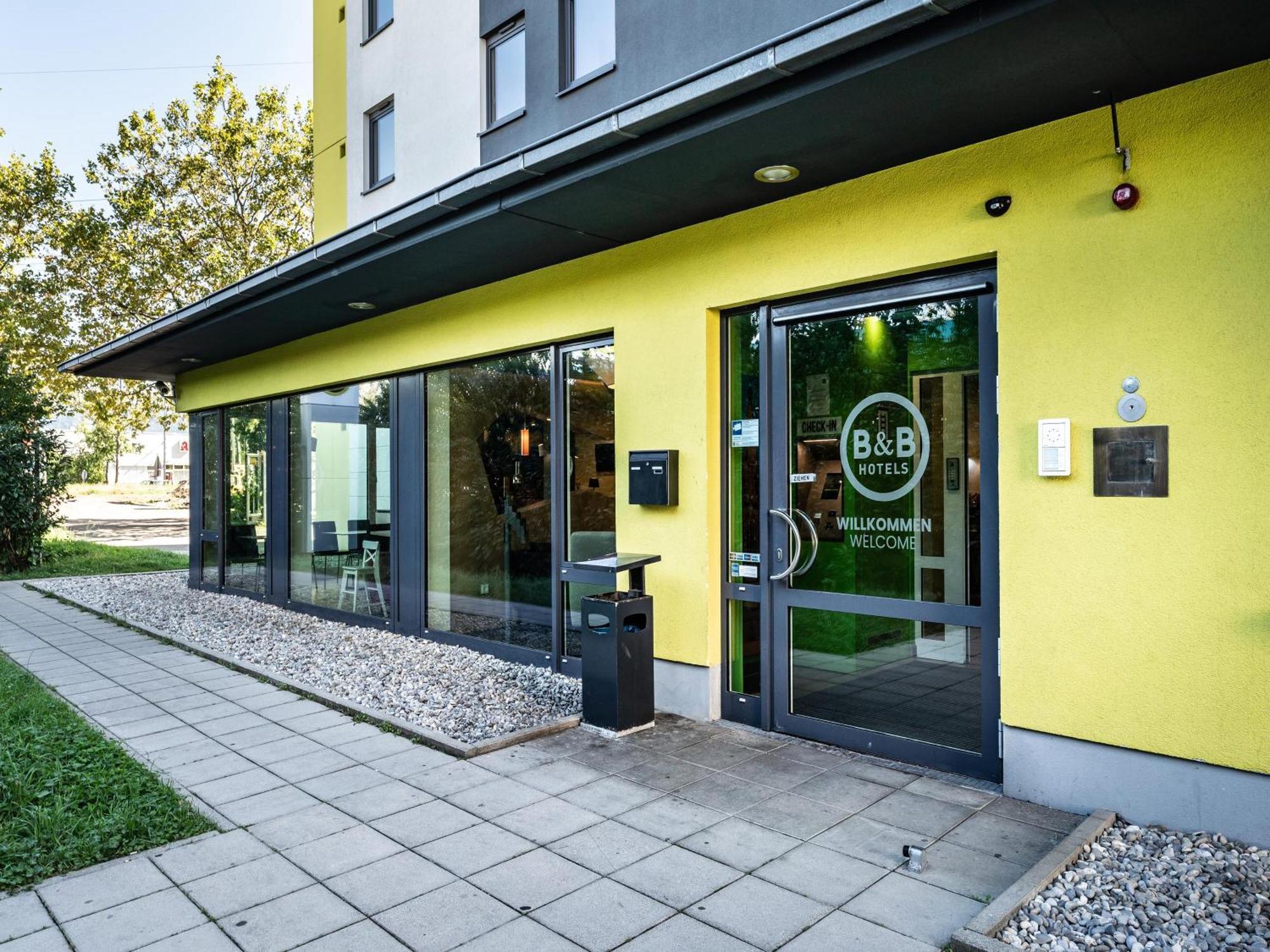 B&B Hotel Freiburg-Sued Eksteriør billede