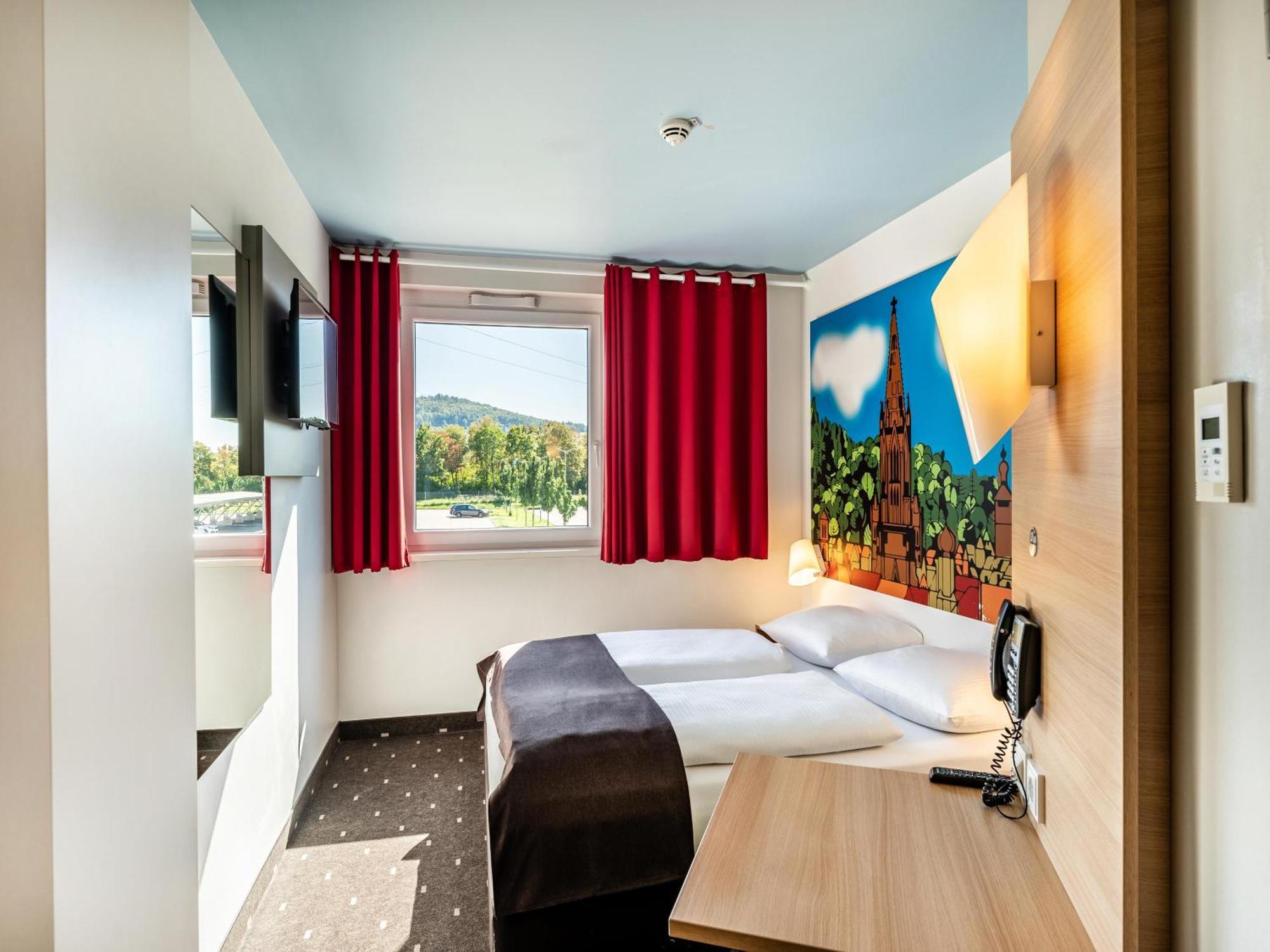 B&B Hotel Freiburg-Sued Eksteriør billede