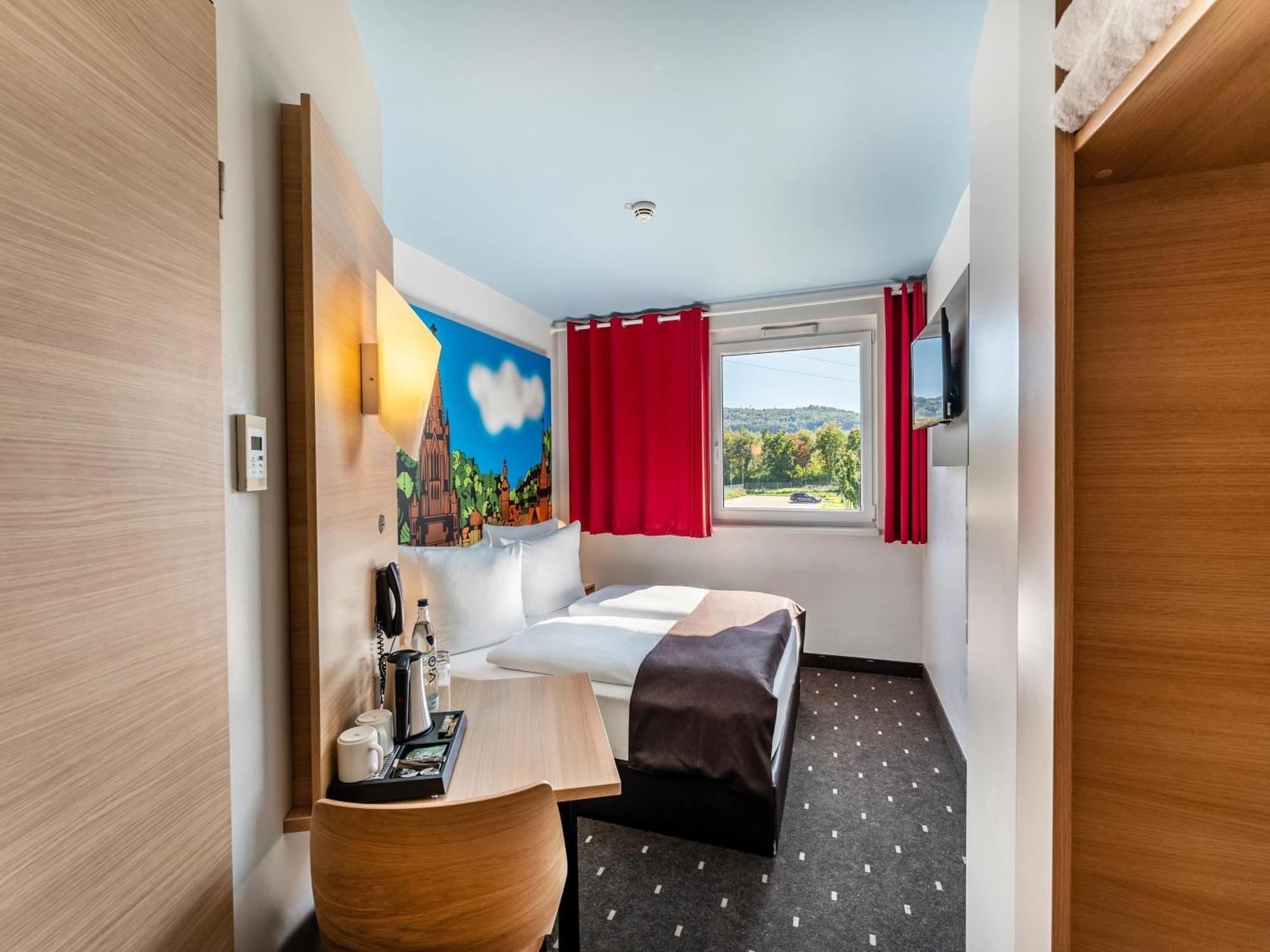 B&B Hotel Freiburg-Sued Eksteriør billede